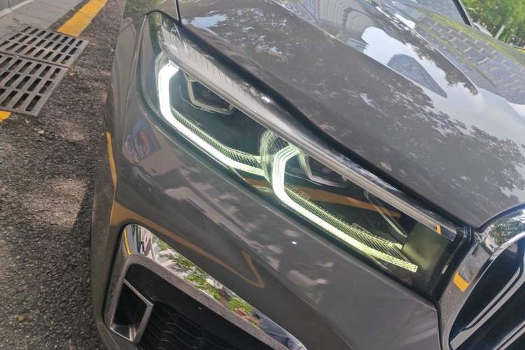 Used BMW 7 Series 2019 Restyled 740Li Leading Edition M Sport Package Right Front Headlight
