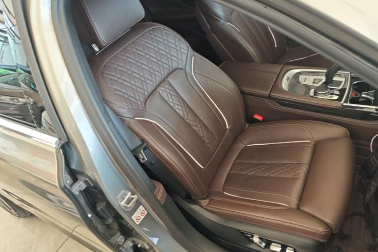Used BMW 7 Series 2019 Restyled 730Li M Sport Package Right Front Seat