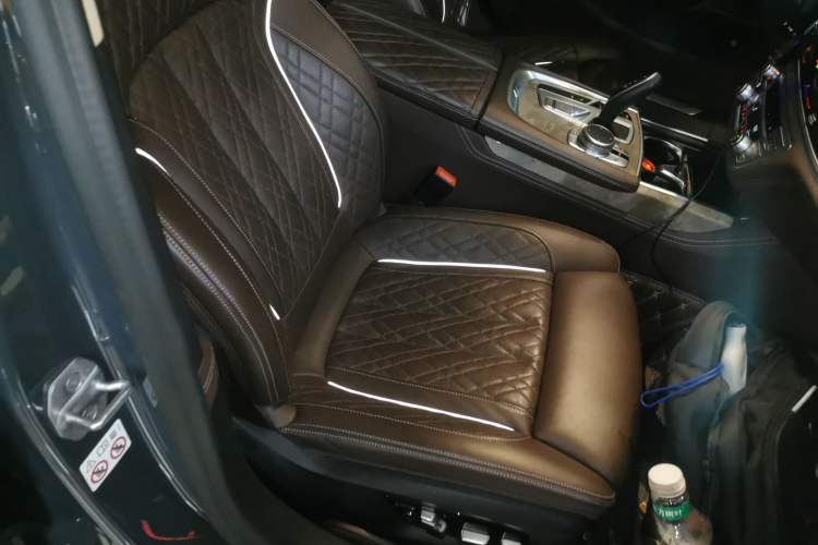 Used BMW 7 Series 2019 Restyled 740Li Leading Luxury Package Right Front Seat
