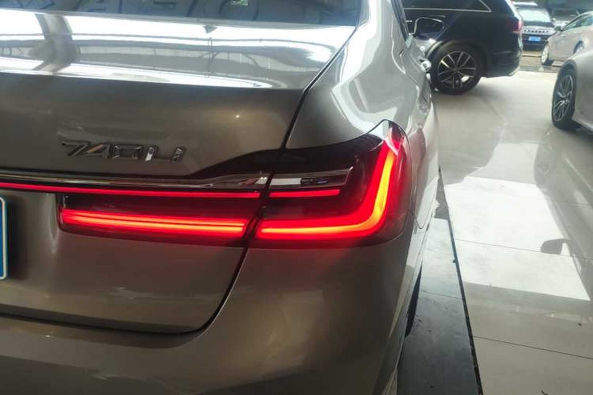 Used BMW 7 Series 2019 Restyled 740Li Leading Luxury Package Right Rear Taillight