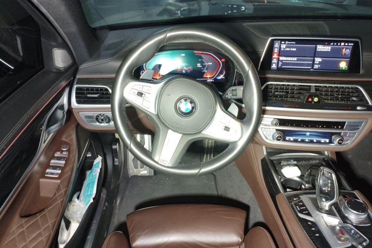 Used BMW 7 Series 2019 740Li Leading Model M Sport Package Steering Wheel