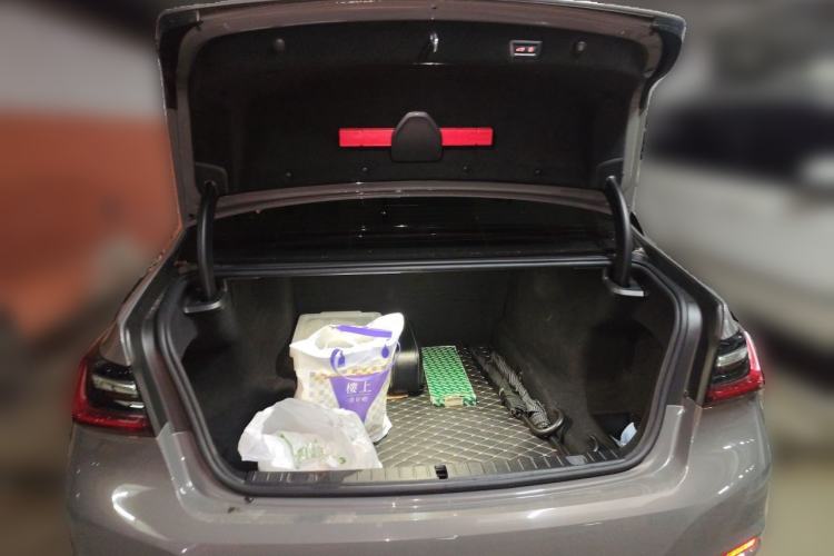 Used BMW 7 Series 2019 Updated 730Li Luxury Package Trunk