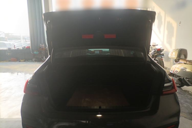 Used BMW 7 Series 2019 Restyled 740Li Leading Edition M Sport Package Trunk