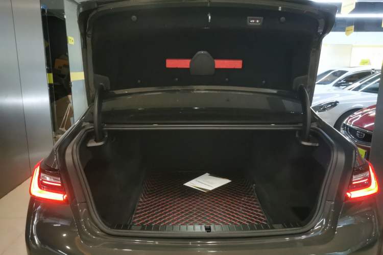 Used BMW 7 Series 2019 Restyled 740Li Leading Luxury Package Trunk