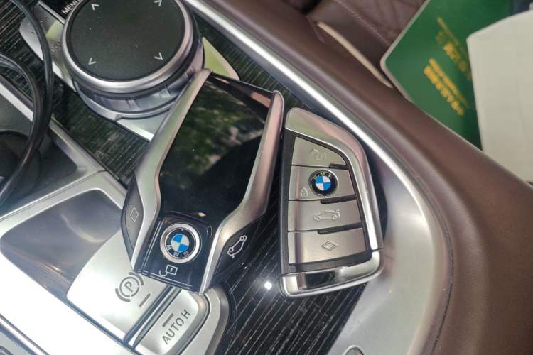 Used BMW 7 Series 2019 Restyled 740Li Leading Edition M Sport Package Vehicle Key