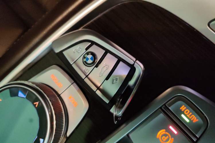 Used BMW 7 Series 2019 730Li Luxury Package Vehicle Key