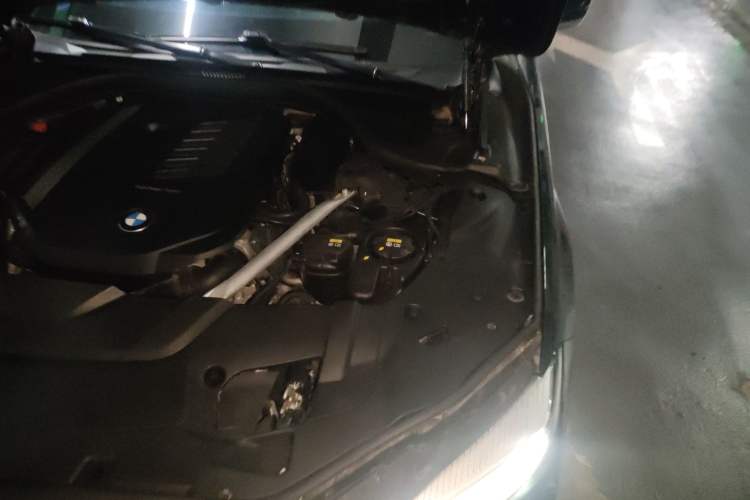 Used BMW 7 Series 2019 Restyled 740Li Leading Luxury Package Engine Bay Left