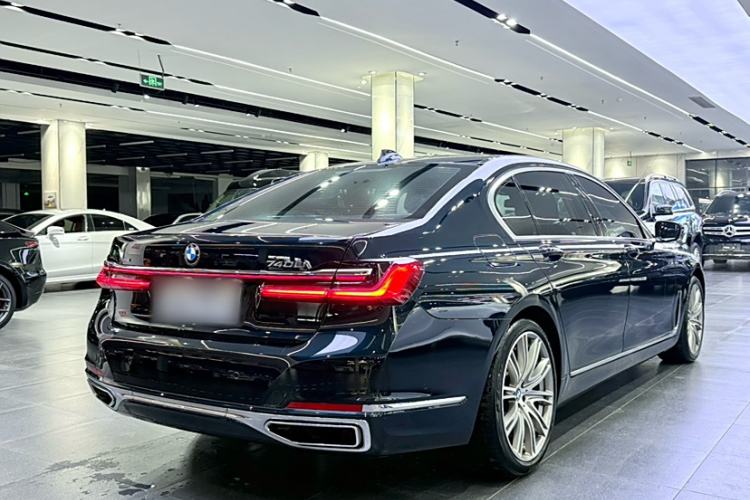 Used BMW 7 Series 2019 Restyled 740Li xDrive Executive Luxury Package Exterior 5