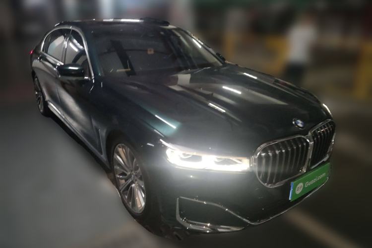 Used BMW 7 Series 2019 Restyled 740Li Leading Luxury Package Front Right 45 Deg