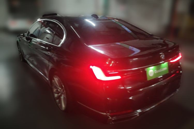 Used BMW 7 Series 2019 Restyled 740Li Leading Luxury Package Rear Left 45 Deg