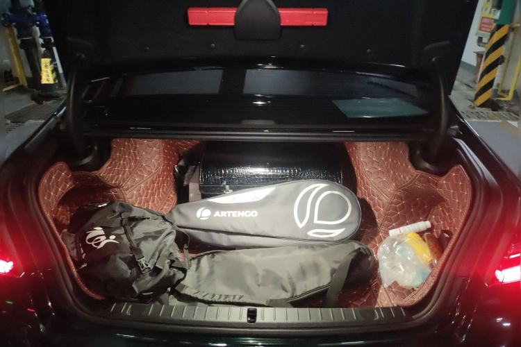 Used BMW 7 Series 2019 Restyled 740Li Leading Luxury Package Trunk