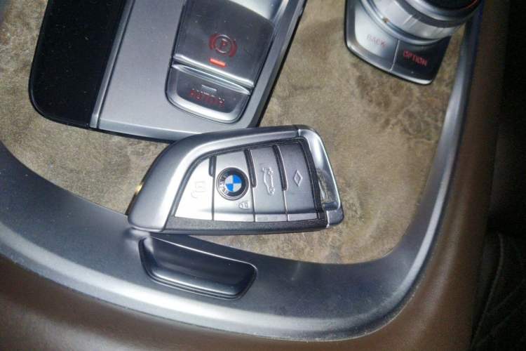 Used BMW 7 Series 2019 Restyled 740Li Leading Luxury Package Vehicle Key
