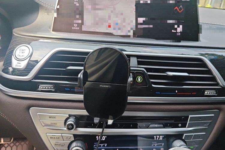 Used BMW 7 Series 2019 730Li M Sport Package Audio And AC Panel