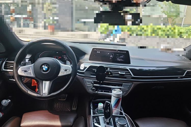 Used BMW 7 Series 2019 730Li M Sport Package Center Console