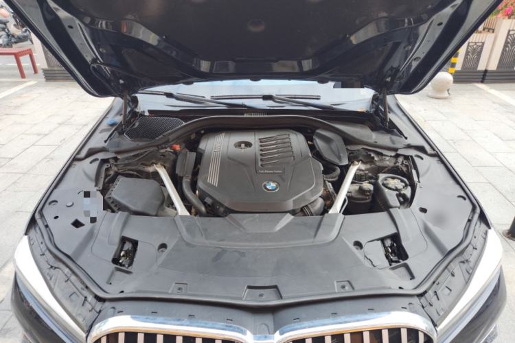 Used BMW 7 Series 2019 740Li Leading Model M Sport Package Engine Bay