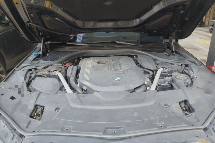 Used BMW 7 Series 2019 740Li Leading Model M Sport Package Engine Bay