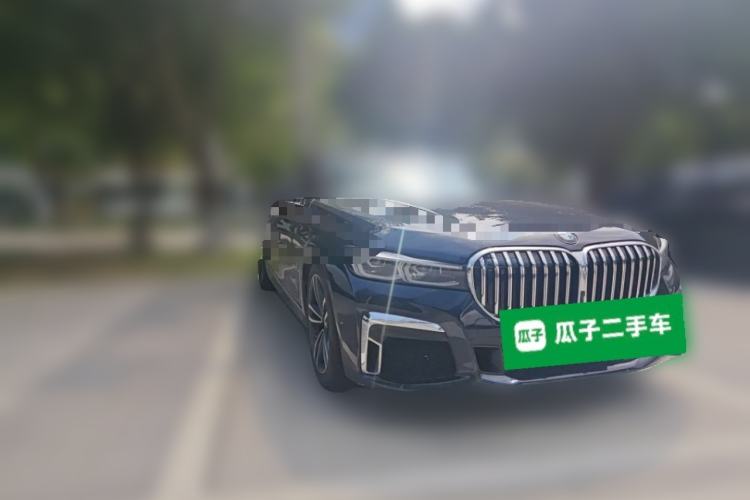 Used BMW 7 Series 2019 730Li M Sport Package Front Right 45 Deg