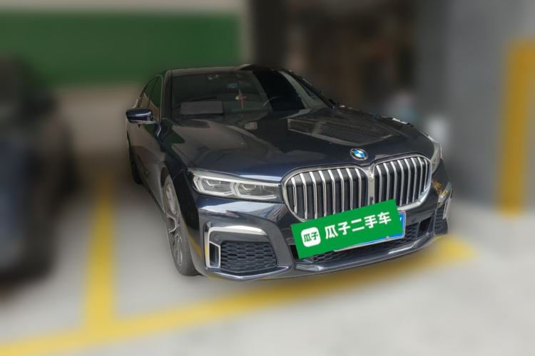 Used BMW 7 Series 2019 740Li Leading Model M Sport Package Front Right 45 Deg