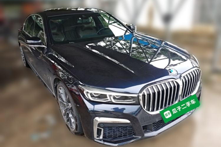 Used BMW 7 Series 2019 Restyled 740Li Leading Edition M Sport Package Front Right 45 Deg