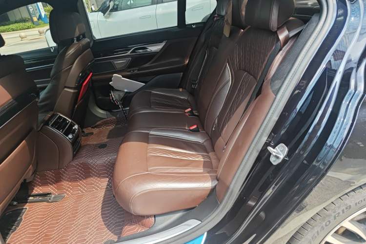 Used BMW 7 Series 2019 730Li M Sport Package Left Rear Seat