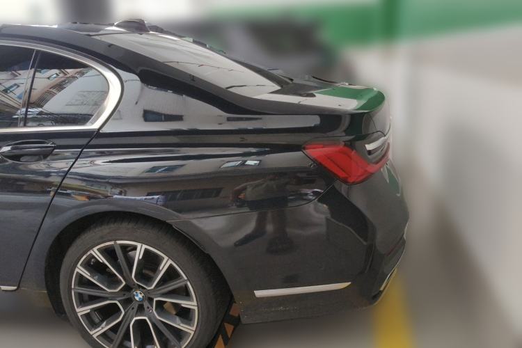 Used BMW 7 Series 2019 740Li Leading Model M Sport Package Rear Left 45 Deg