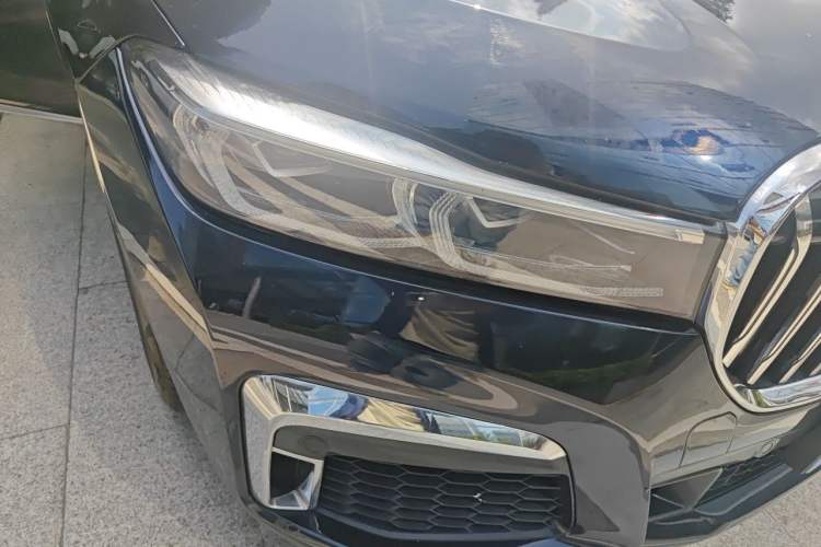 Used BMW 7 Series 2019 730Li M Sport Package Right Front Headlight