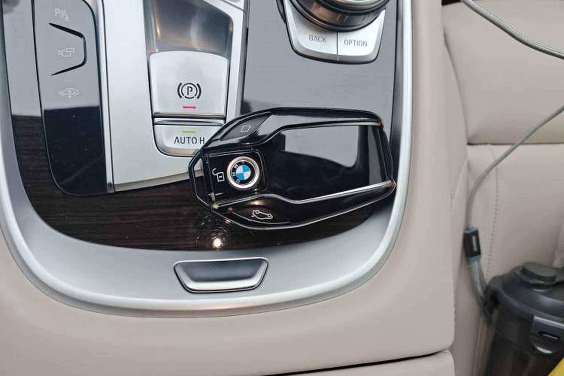 Used BMW 7 Series 2019 730Li Luxury Package Vehicle Key