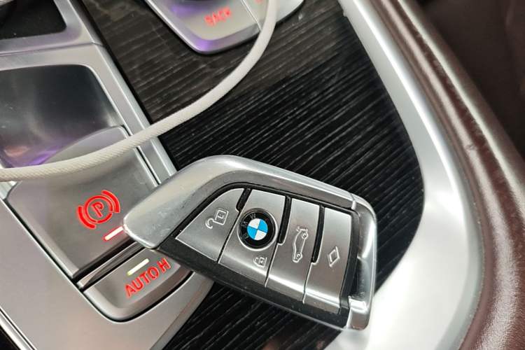 Used BMW 7 Series 2019 Restyled 740Li Leading Edition M Sport Package Vehicle Key