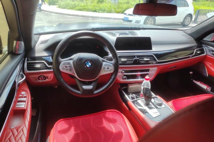 Used BMW 7 Series 2019 740Li xDrive Executive Luxury Package Center Console