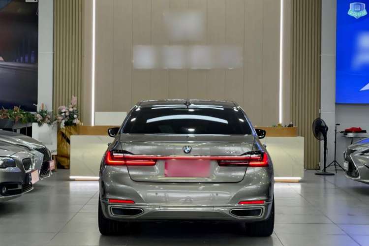 Used BMW 7 Series 2019 Restyled 740Li Leading Luxury Package Exterior 3