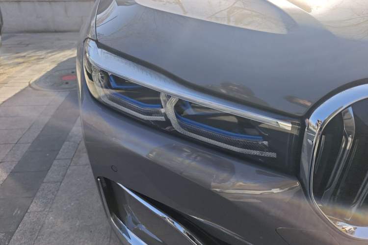 Used BMW 7 Series 2019 Updated 740Li Luxury Package Premium Edition Exterior 6