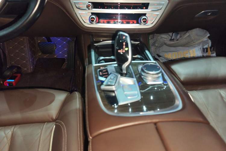 Used BMW 7 Series 2019 730Li Luxury Package Gear Lever