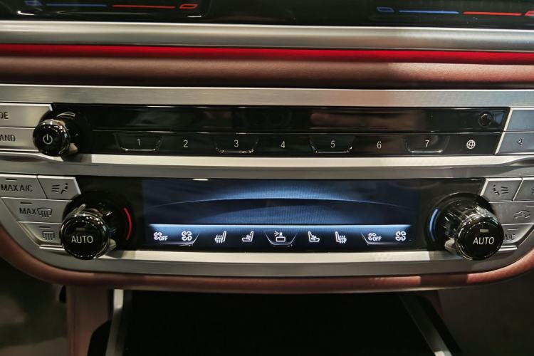 Used BMW 7 Series 2019 Refresh M760Li xDrive V12 Luxury Package Interior 5