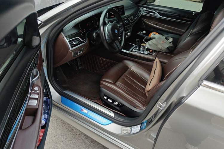 Used BMW 7 Series 2019 Restyled 730Li M Sport Package Left Front Seat