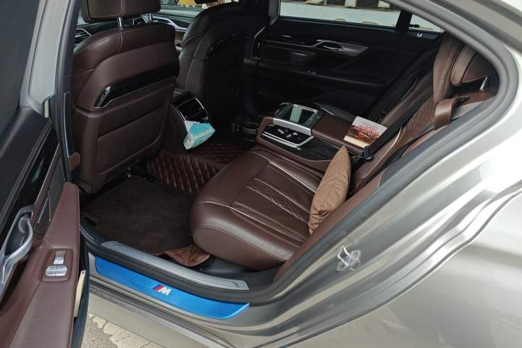 Used BMW 7 Series 2019 Restyled 730Li M Sport Package Left Rear Seat