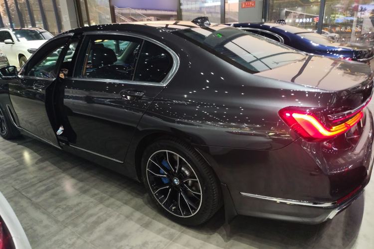 Used BMW 7 Series 2019 730Li Luxury Package Left Side