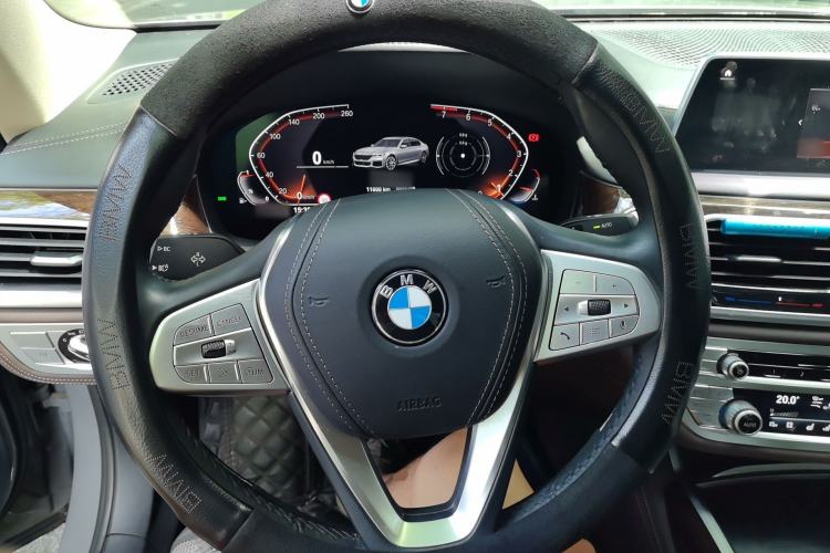Used BMW 7 Series 2019 740Li Luxury Edition with Premium Package Steering Wheel