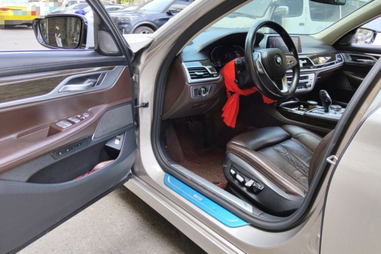 Used BMW 7 Series 2019 730Li Luxury Package Driver Seat