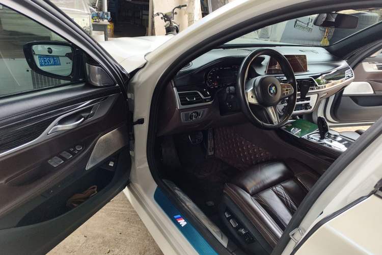 Used BMW 7 Series 2019 Restyled 730Li M Sport Package Driver Seat