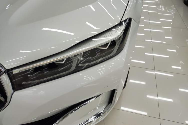 Used BMW 7 Series 2019 Restyled 740Li Leading Luxury Package Left Front Headlight