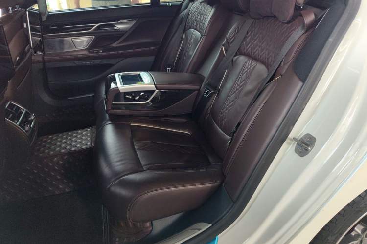 Used BMW 7 Series 2019 Restyled 730Li M Sport Package Left Rear Seat