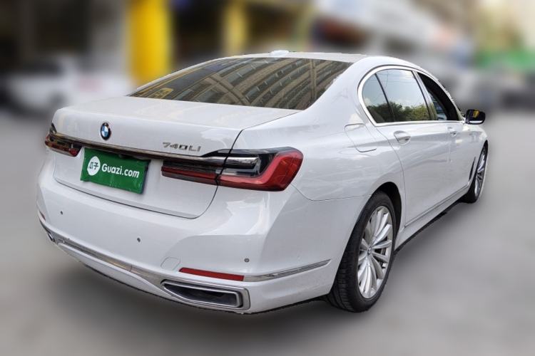 Used BMW 7 Series 2019 730Li Luxury Package Rear Right 45 Deg
