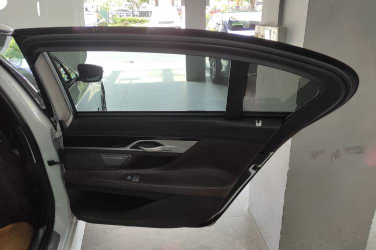 Used BMW 7 Series 2019 Restyled 730Li M Sport Package Right Rear Door Interior