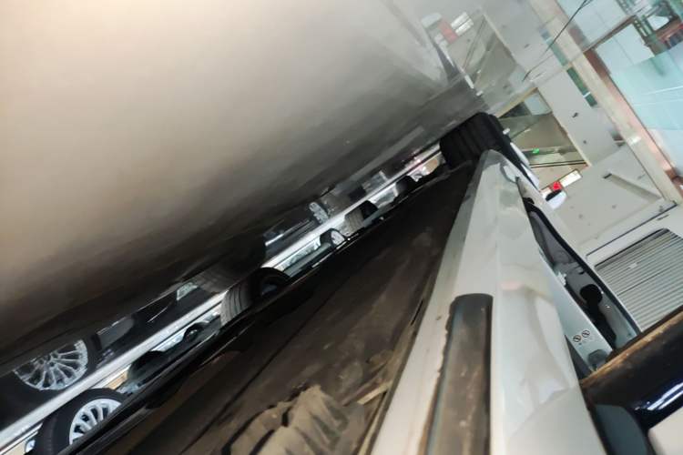 Used BMW 7 Series 2019 Restyled 740Li Leading Luxury Package Right Side Sill