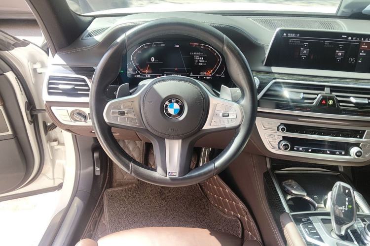 Used BMW 7 Series 2019 740Li Leading Model M Sport Package Steering Wheel