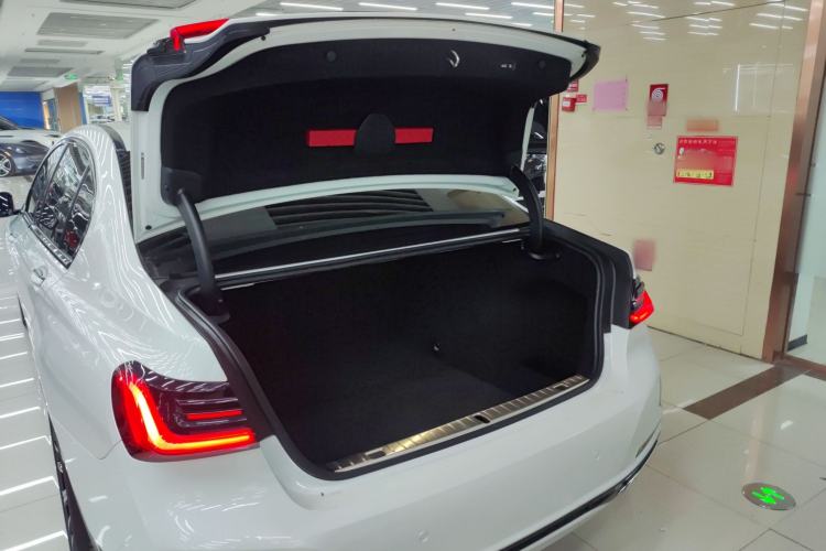 Used BMW 7 Series 2019 Restyled 740Li Leading Luxury Package Trunk