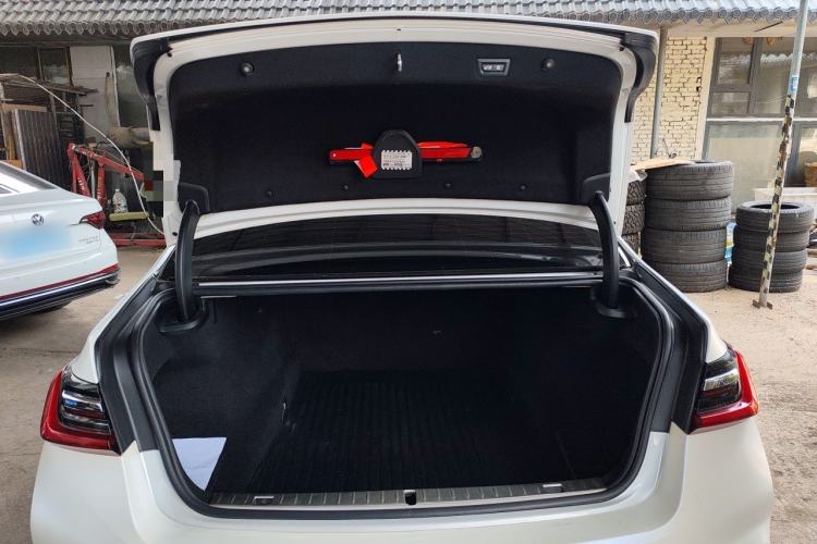 Used BMW 7 Series 2019 Restyled 730Li M Sport Package Trunk
