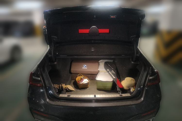 Used BMW 7 Series 2019 740Li Leading Model M Sport Package Trunk