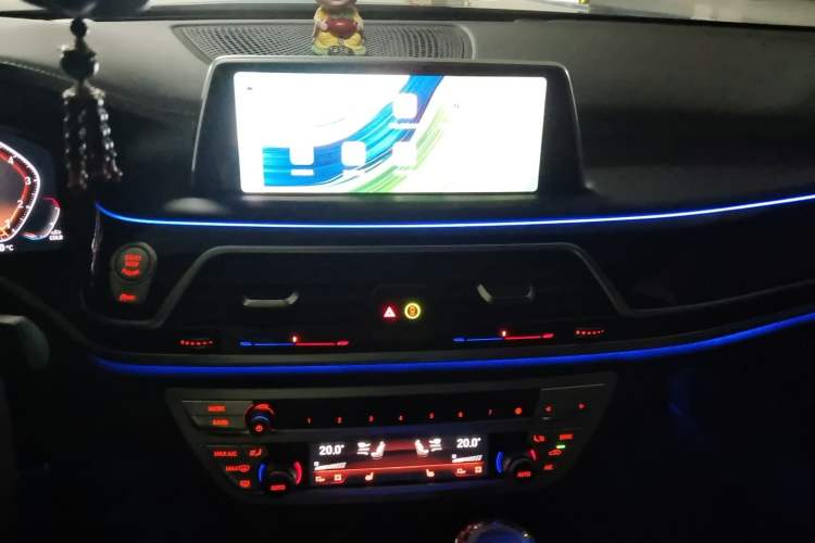 Used BMW 7 Series 2021 730Li M Sport Package Audio And AC Panel
