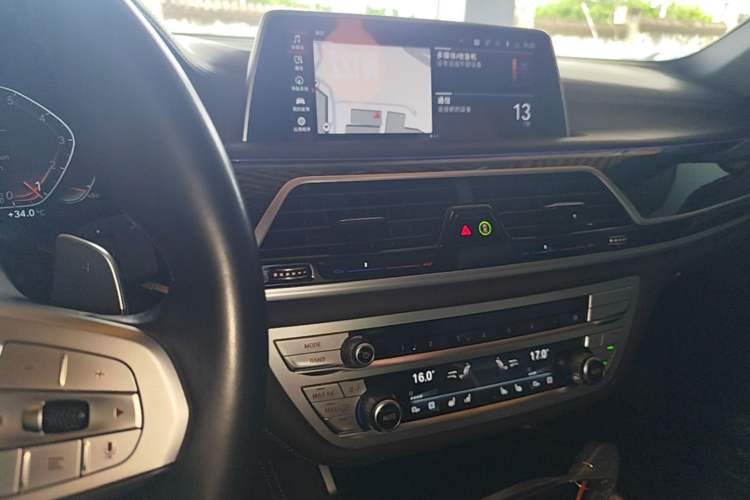 Used BMW 7 Series 2021 730Li M Sport Package Audio And AC Panel